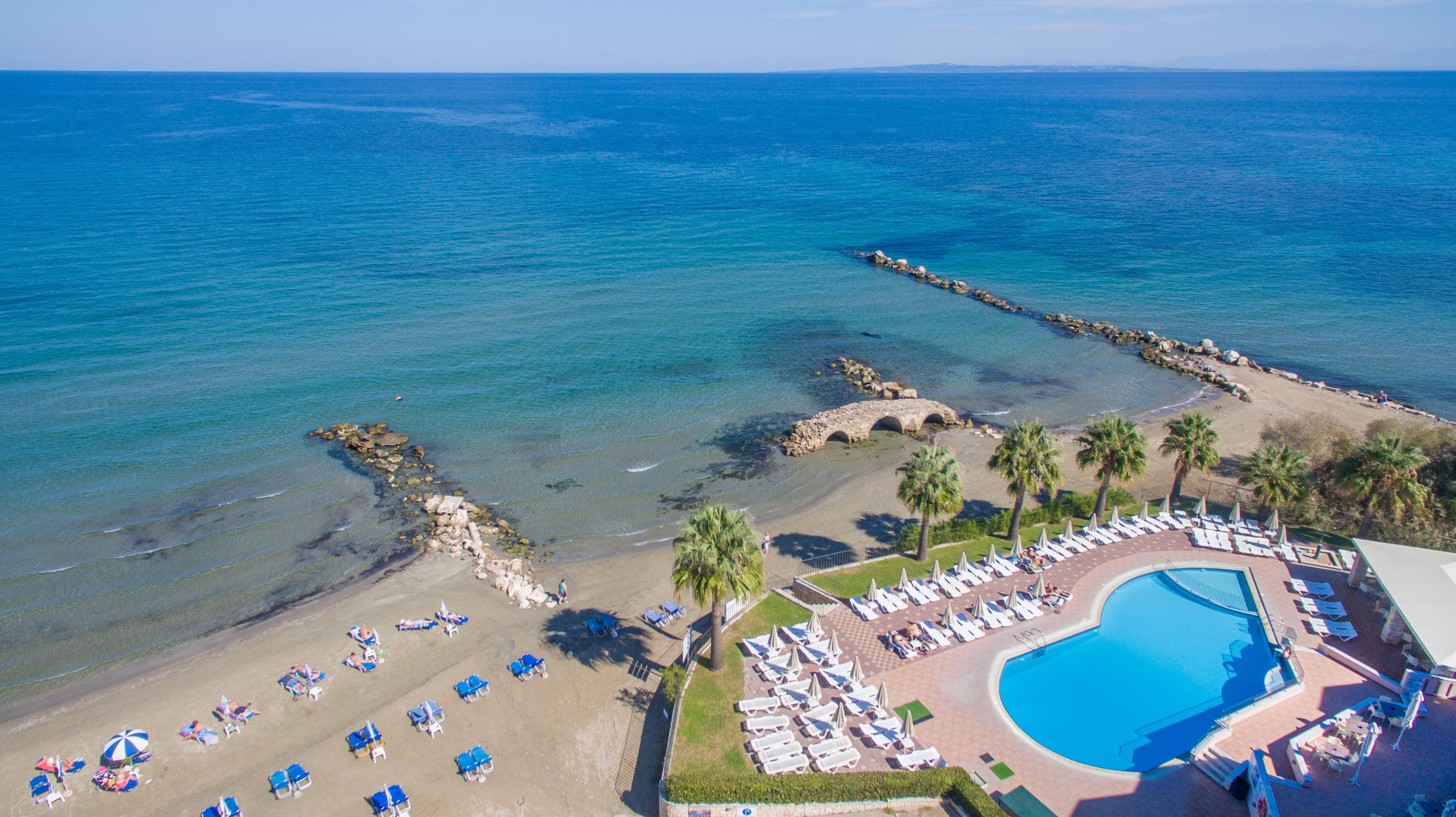 Kamara store beach zakynthos